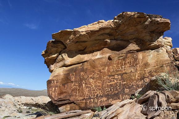 Newspaper rock petroglyphs in Gold Butte area, Nevada