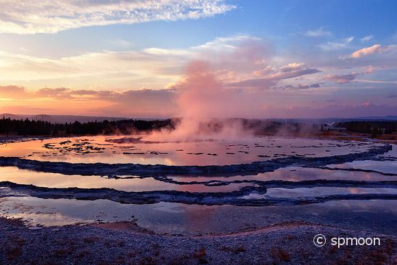 Great Fountain Geyser at sunset, Yellowstone National Park